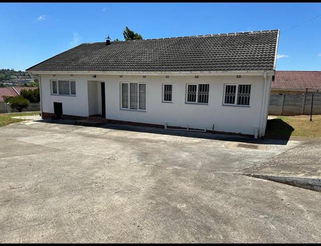 4 BEDROOM HOUSE FOR SALE IN SIDWADWA